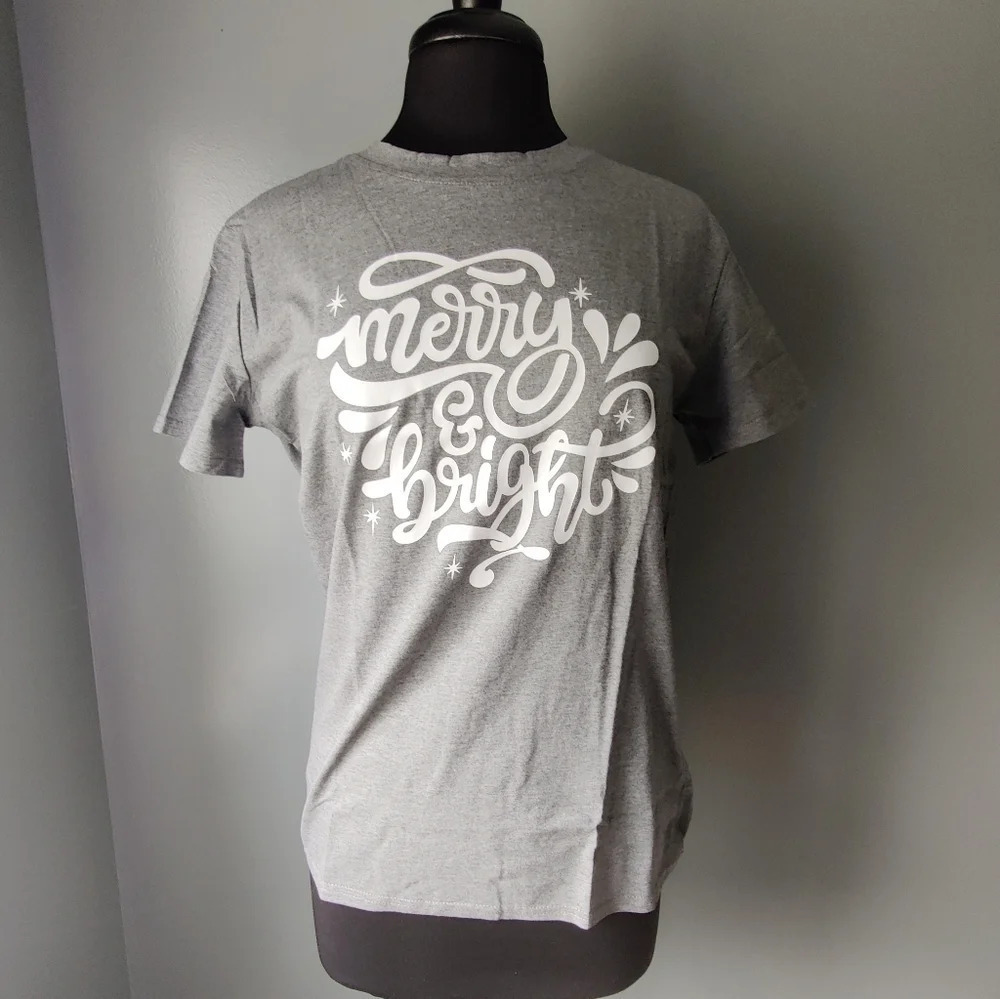 *NWT* Merry & Bright Grey Tee